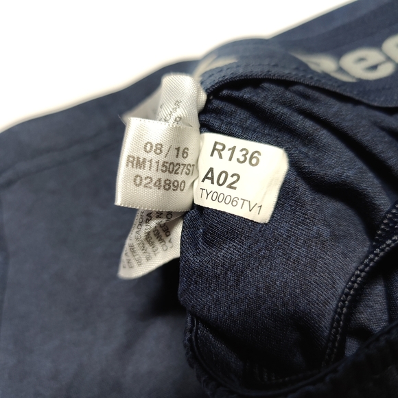 Reebok Athletic / Gym Shorts Navy Size XXL - Picture 9 of 9
